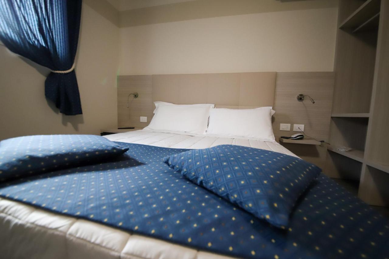 Hotel Home Hotel 3*