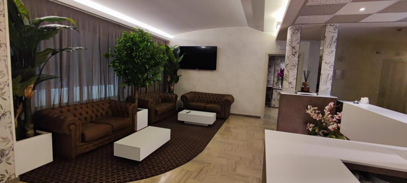 Hotel Home Hotel 3*