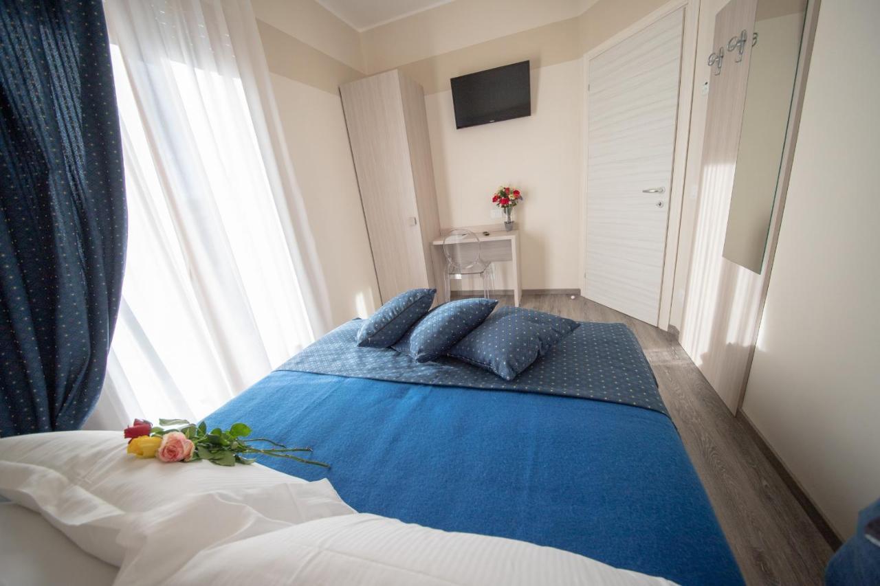 Home Hotel Hotel