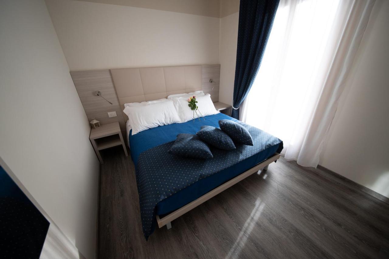 Hotel Home Hotel