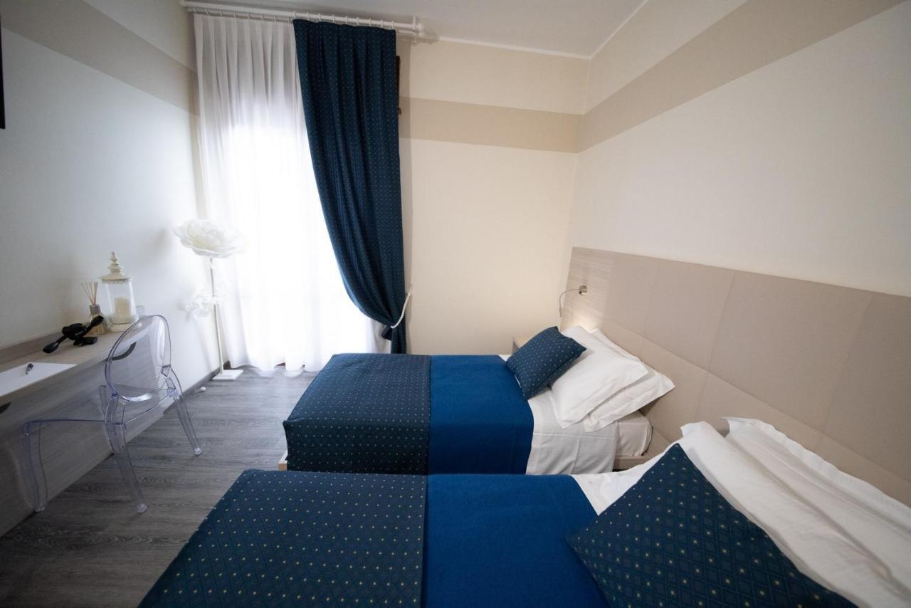 Home Hotel Hotel