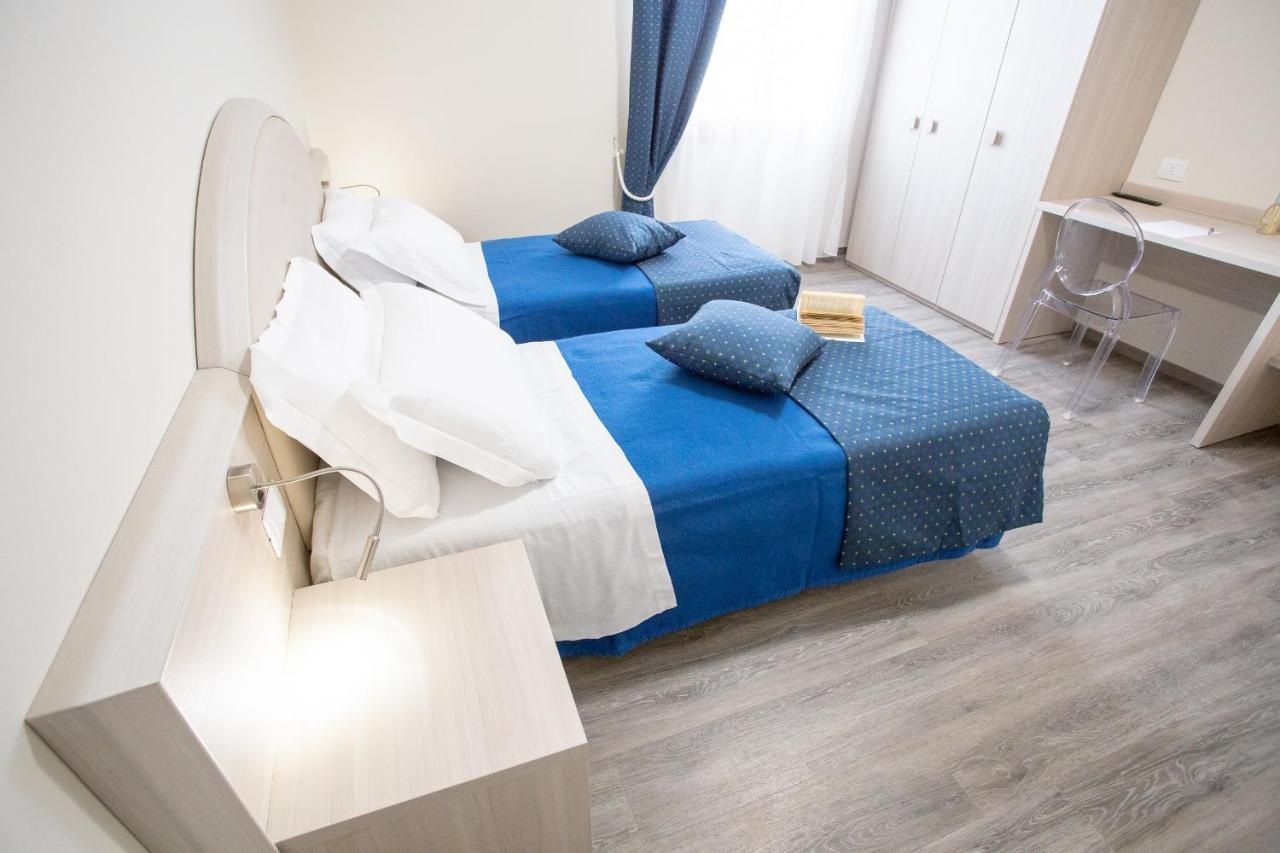 Home Hotel Hotel